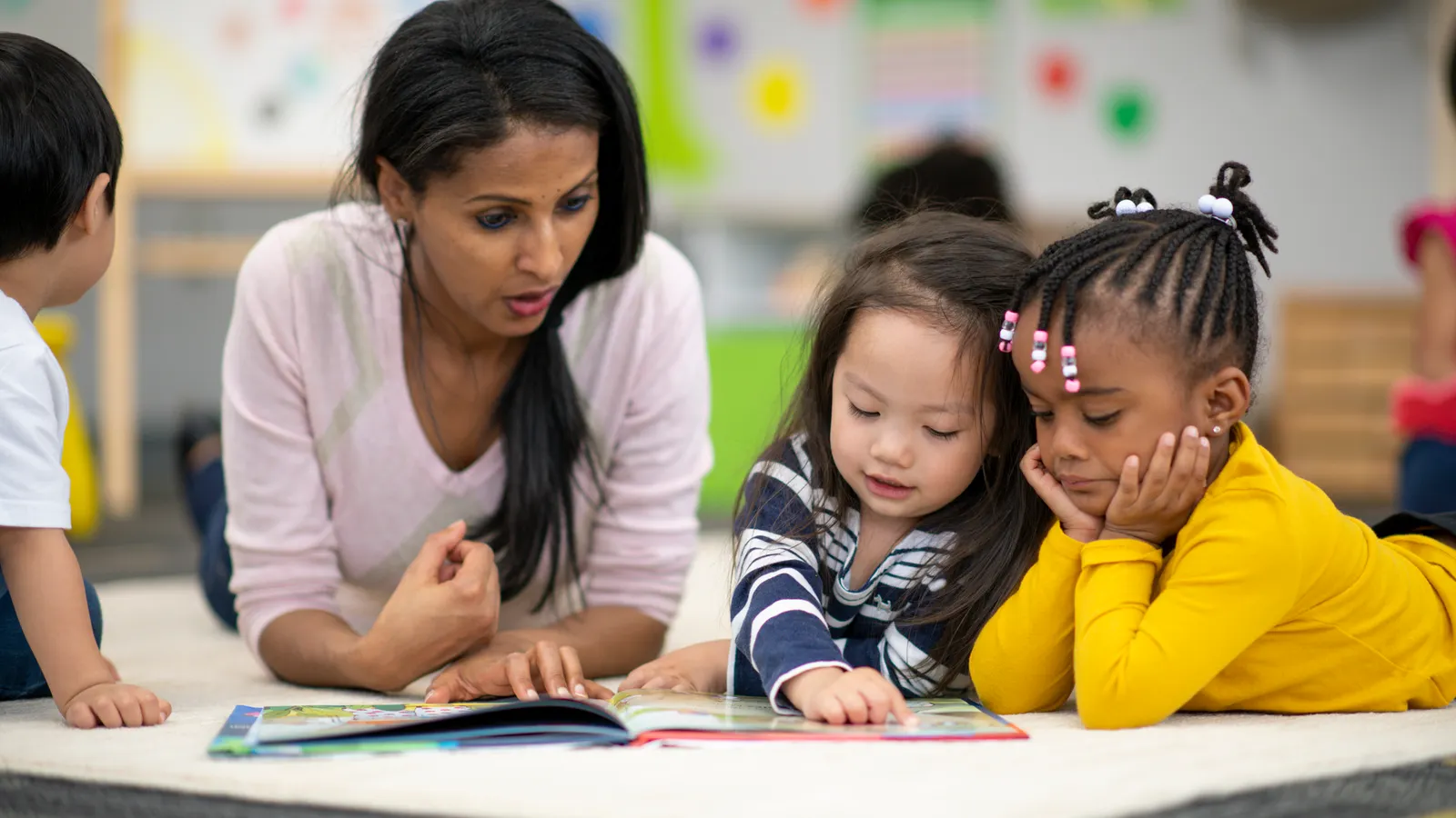 Teachers’ knowledge of science of reading improves, Fordham reports