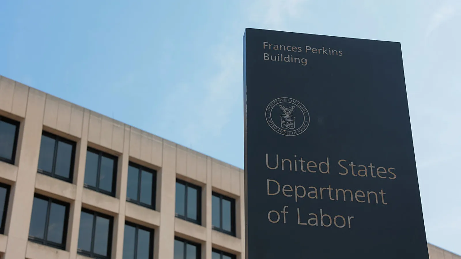 DOL rescinds Biden-era overtime rule, formalizing return to 2019 salary threshold