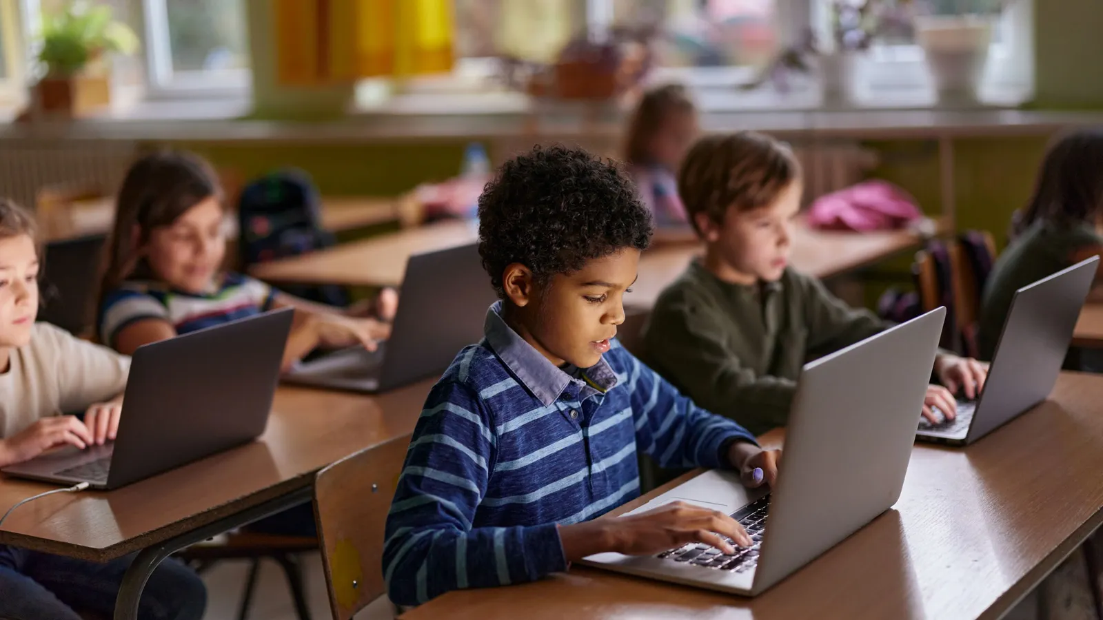 3 ways Congress could help effectively roll out AI in schools
