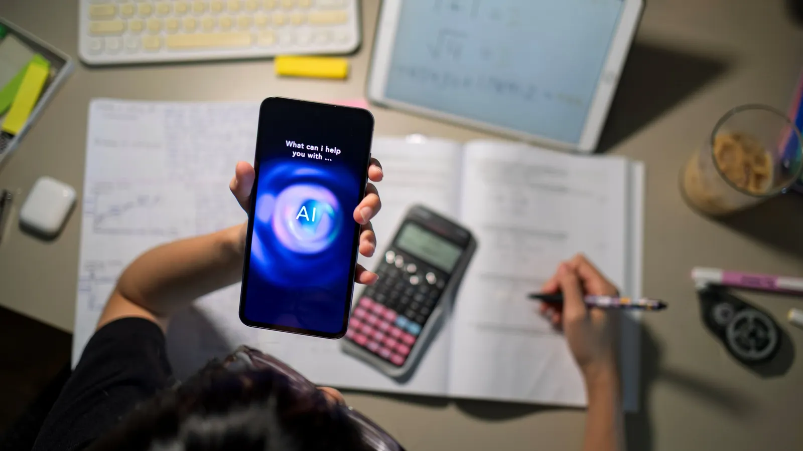 4 more states require districts to adopt AI policies