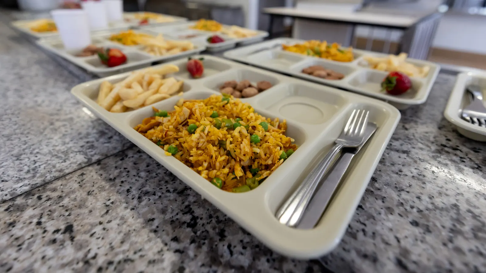 Miami-Dade eliminated free school meals. They won’t be the last.