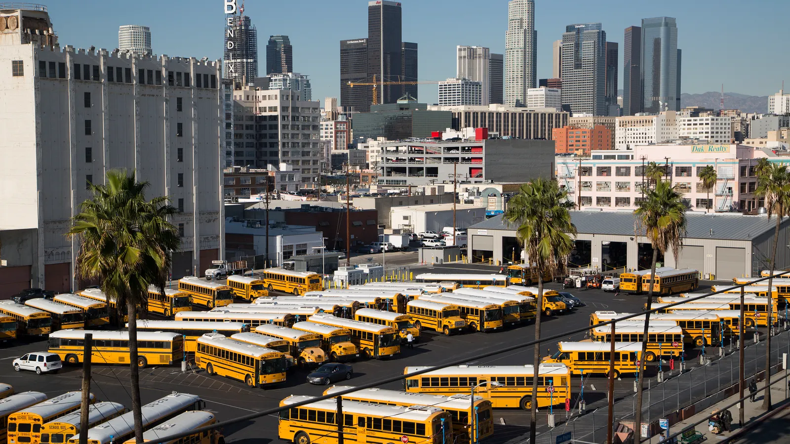 LAUSD restricts all students from using AI tools