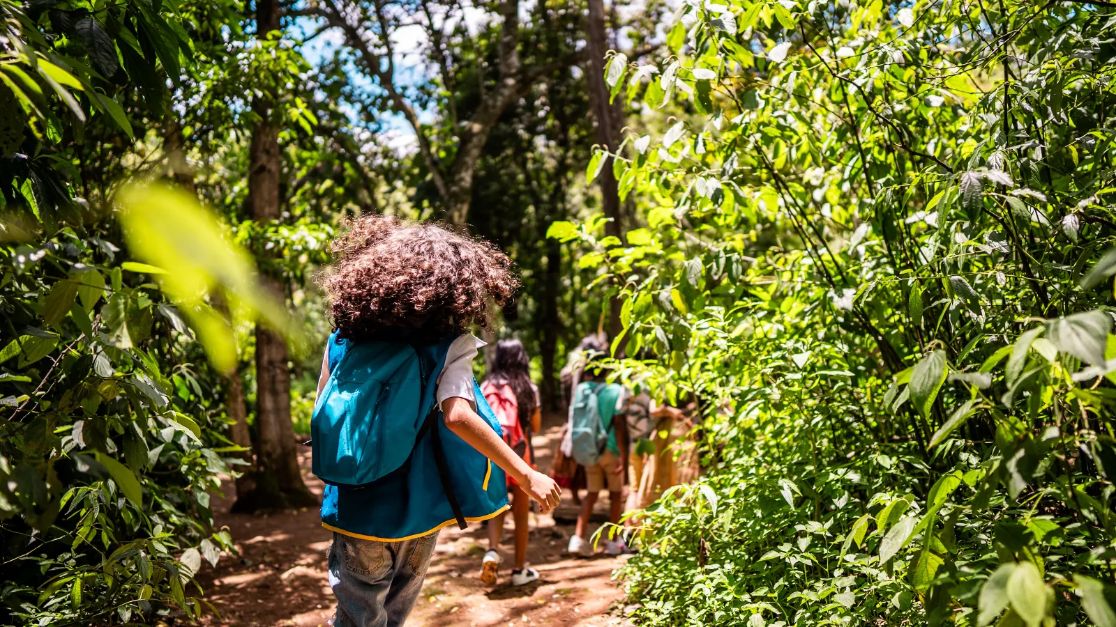 How Chicago-area students are building soft skills on ‘expeditions’